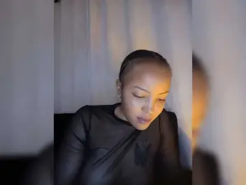 BeautifulGia  live sex cam