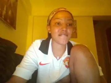 BeautifulGia  live sex cam