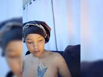 BeautifulGia  live sex cam