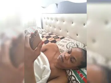 GlobeTrottieHottie1  live sex cam