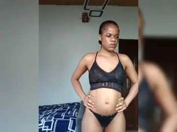 GlobeTrottieHottie1  live sex cam