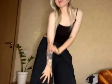 NorikoFalis  live sex cam