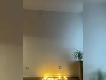 NotBellucci  live sex cam