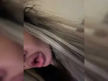 NotBellucci  live sex cam