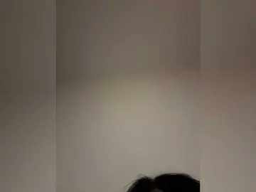 NotBellucci  live sex cam