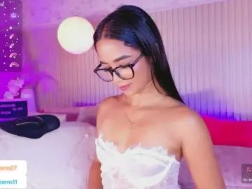 RachelTooms  live sex cam