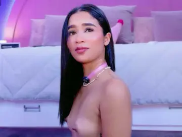 RachelTooms  live sex cam