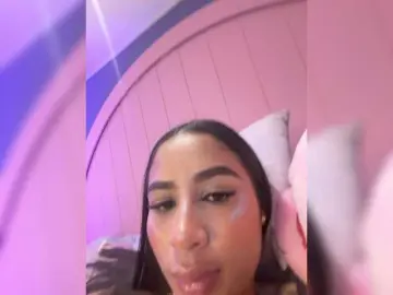 RachelTooms  live sex cam