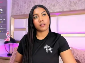 AdaraMills  live sex cam