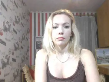 Bellilips  live sex cam