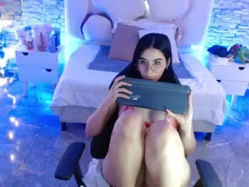 CASSE-TAY  live sex cam