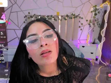 CASSE-TAY  live sex cam