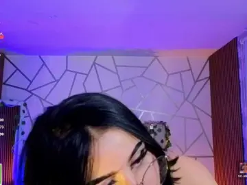CASSE-TAY  live sex cam