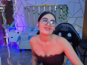 CASSE-TAY  live sex cam