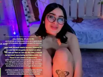 CASSE-TAY  live sex cam