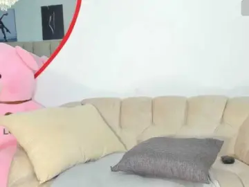 Deliciousbizt  live sex cam