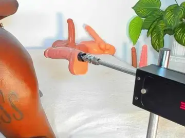 Deliciousbizt  live sex cam