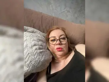 Hikoll-  live sex cam