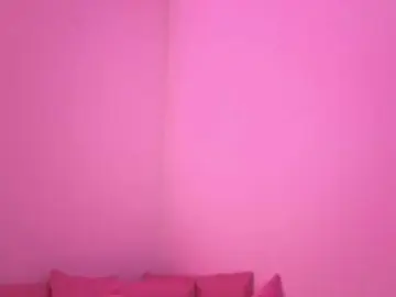 MAHYRA-TAY  live sex cam