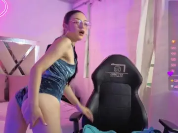 MAHYRA-TAY  live sex cam