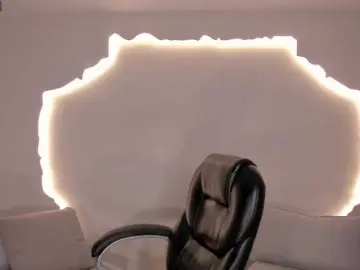 MaddisonTaylor  live sex cam
