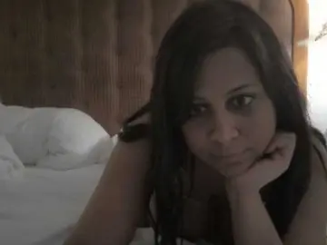 Biancadoesitright  live sex cam