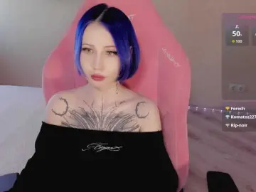 Luvsoak  live sex cam