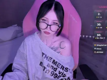 Luvsoak  live sex cam