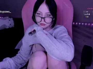 Luvsoak  live sex cam