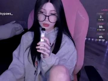 Luvsoak  live sex cam