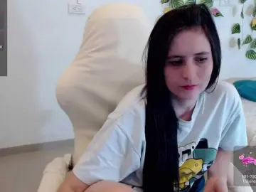 Tiffany-69  live sex cam