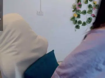 Tiffany-69  live sex cam