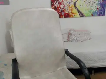 Tiffany-69  live sex cam