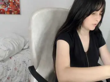 Tiffany-69  live sex cam