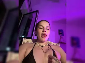 12-Lovely-girl-12  live sex cam