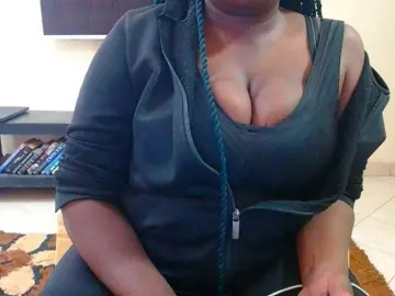 Dalia70  live sex cam