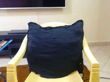 Dalia70  live sex cam