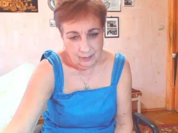 Kira9476  live sex cam