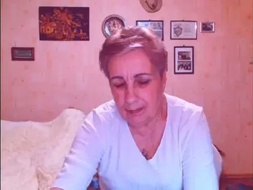 Kira9476  live sex cam