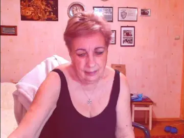 Kira9476  live sex cam