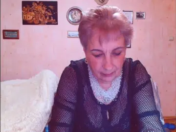 Kira9476  live sex cam