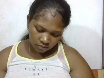 Leticiah  live sex cam