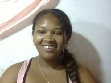 Leticiah  live sex cam