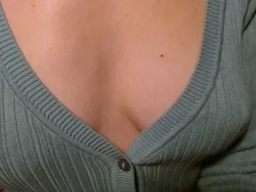 LorraineOSun  live sex cam