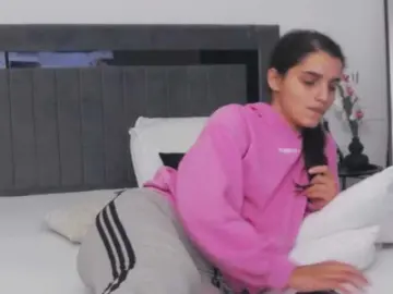 SoniaMoonnn  live sex cam