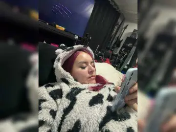 SophiaUniverse  live sex cam