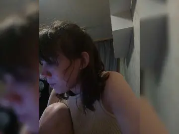 Wenly  live sex cam