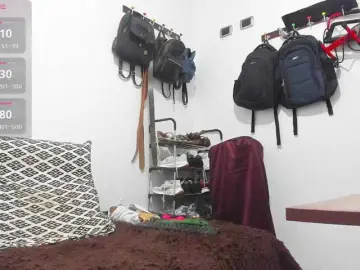 Mia1-soman2  live sex cam