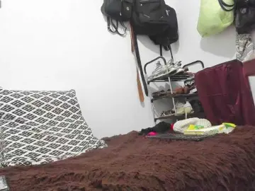 Mia1-soman2  live sex cam