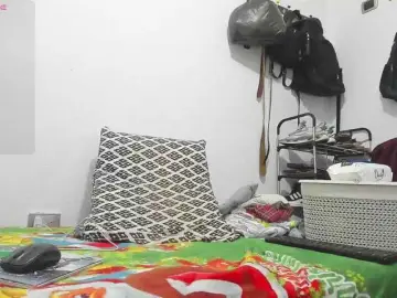 Mia1-soman2  live sex cam